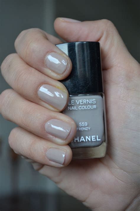 chanel grey nail polish